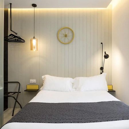 Atypik Hotel Clichy Zewnętrze zdjęcie