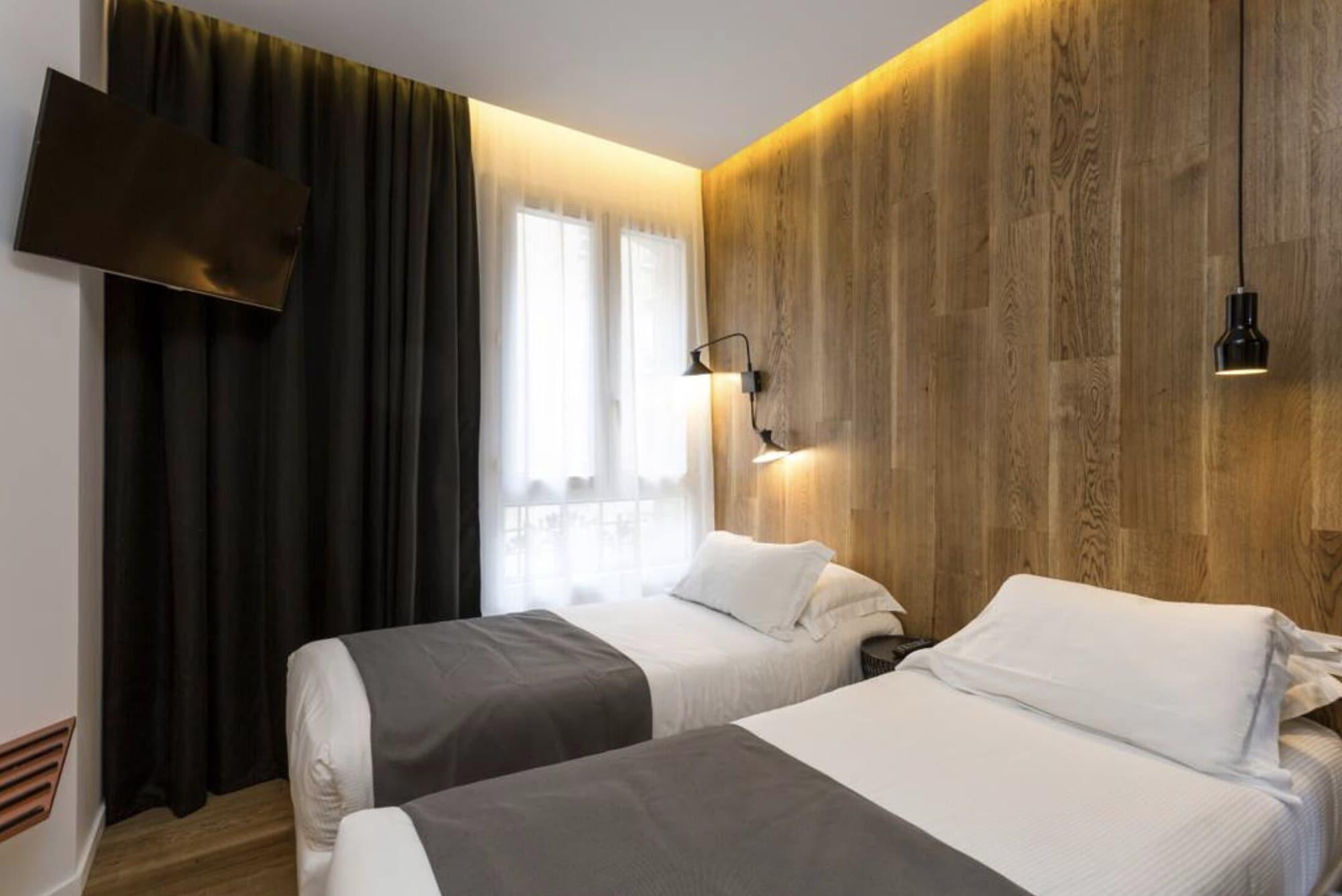 Atypik Hotel Clichy Zewnętrze zdjęcie