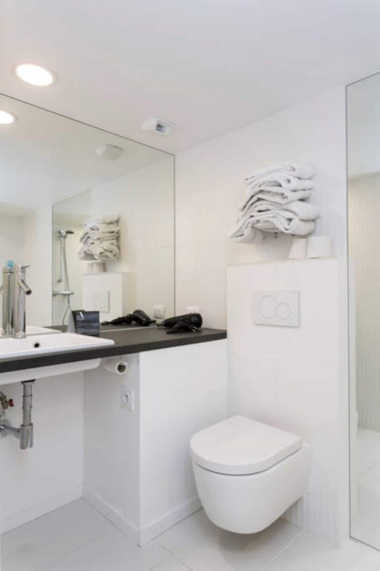 Atypik Hotel Clichy Zewnętrze zdjęcie